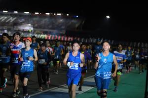 BIB: 4537, 15661, 4336, 40041, 44754
                            <button type="button" onclick="openModal(10580876)" class="btn btn-primary btn-sm float-right btn-popup" data-toggle="modal" data-target=".modal-high-quality">
                        <i class="fas fa-shopping-cart"></i> Add to Cart
                    </button>
                                            <button type="button" onclick="isThisMe(10580876, true)" class="btn btn-success btn-sm float-right btn-popup btn-isme hidden" data-toggle="tooltip" data-placement="bottom" title="นี่คือรูปของคุณใช่ไหม คลิกที่นี่เพื่อเอาเข้าอัลบั้ม">
                        <i class="fas fa-plus"></i> Add to album
                    </button>
                    <button type="button" onclick="isThisMe(10580876, false)" class="btn btn-warning btn-sm float-right btn-popup btn-isnotme hidden">
                        <i class="fas fa-ban"></i> Remove from album
                    </button>